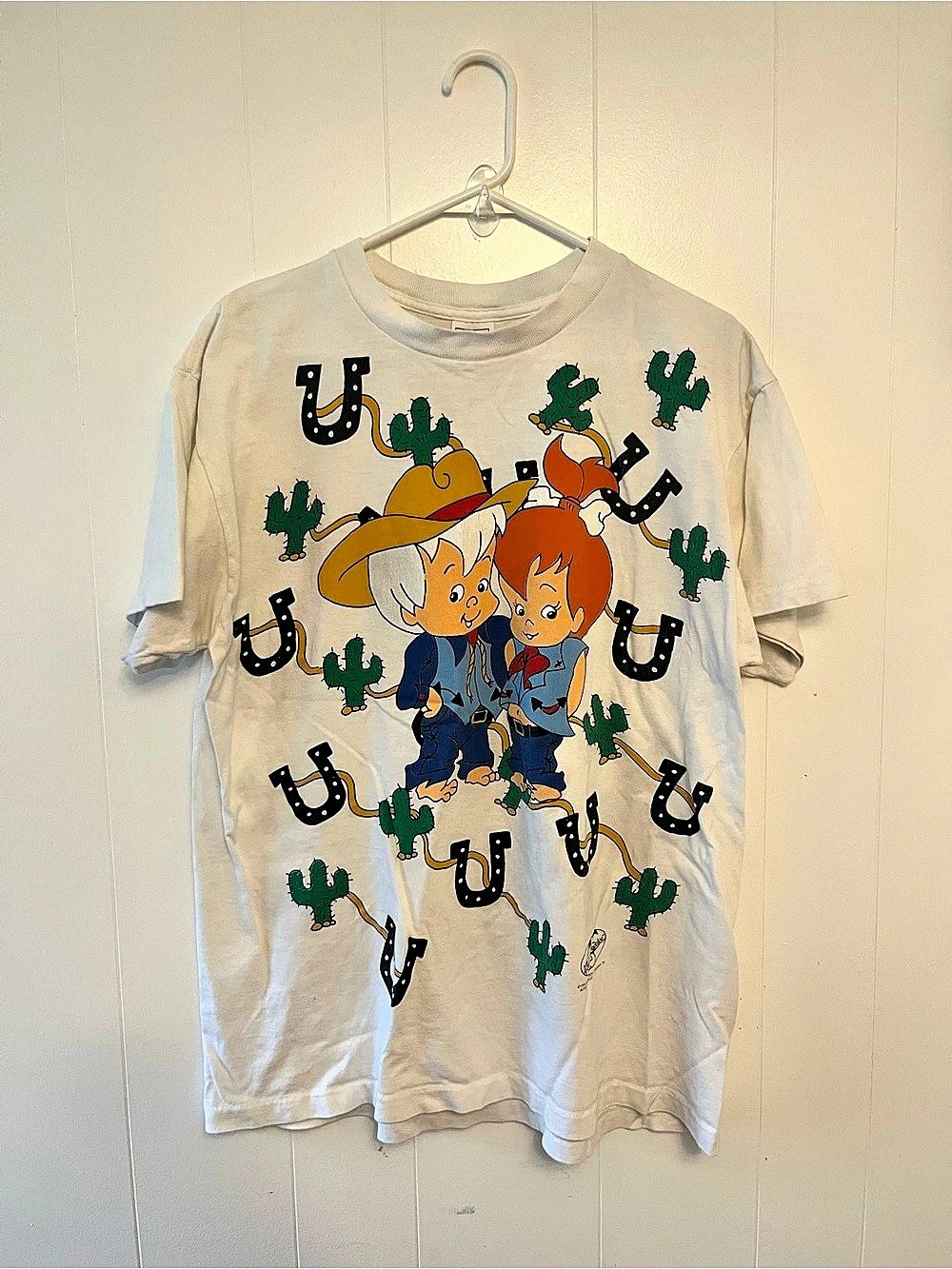 Delta Hanna-Barbera 1994 graphic tee flintstones pebbles bam bam Graphic T-Shirt